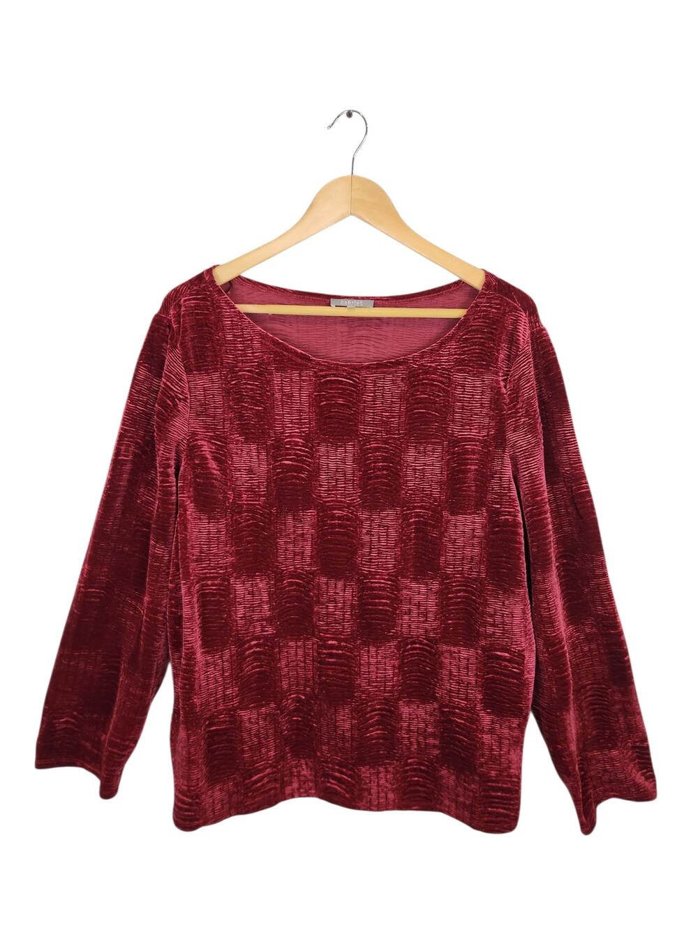 Habitat Women's Raspberry Red Crushed Velvet Scoop Neck Long Sleeve Top Size XL